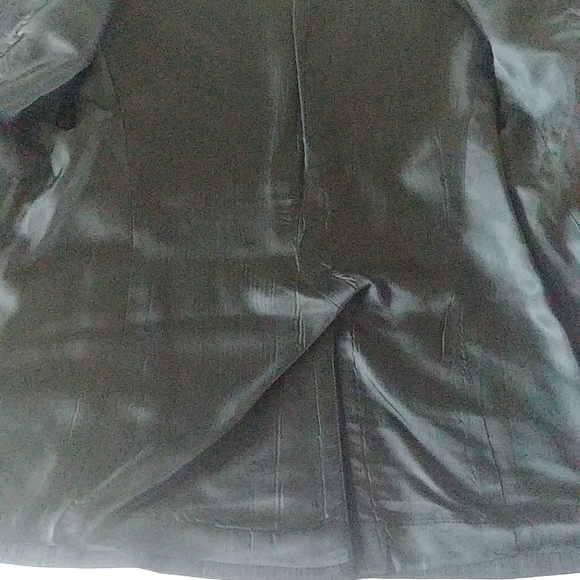 Franco Mirabelli Ladies Blazer Made In 🇨🇦 - Picture 10 of 16